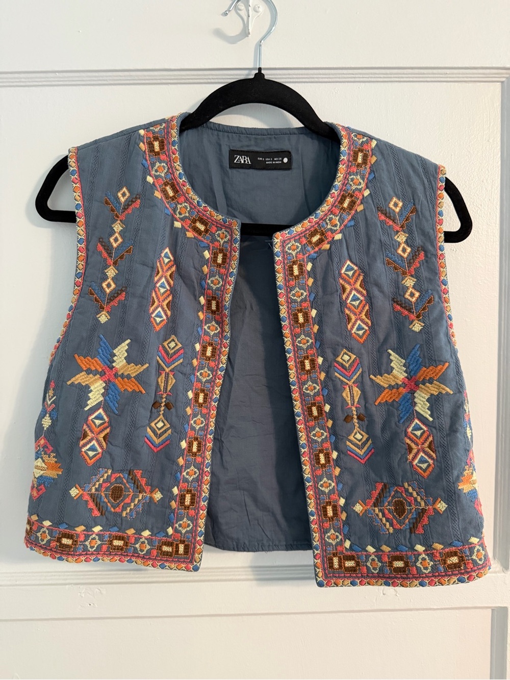 Zara Blue Embroidered Multicolor Sleeveless Vest